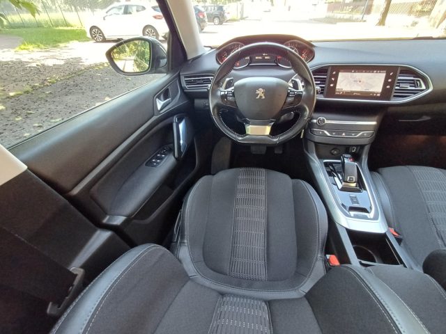 PEUGEOT 308 usata, con Sedili sportivi