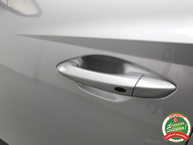 HYUNDAI Tucson usata, con Specchietti laterali elettrici