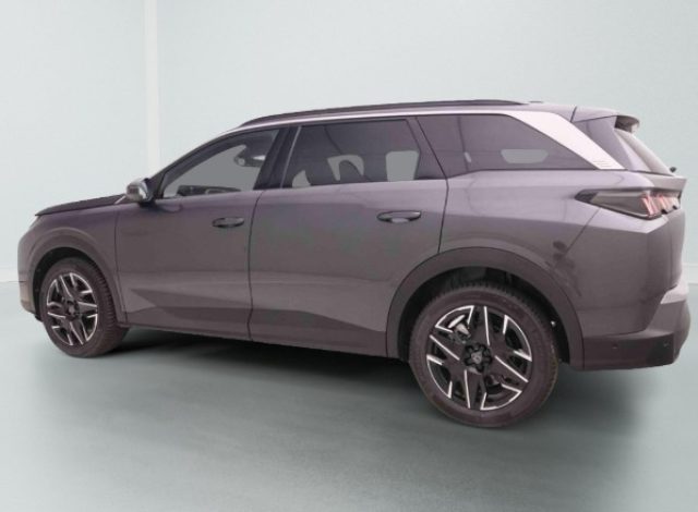 PEUGEOT 5008 usata, con Cerchi in lega