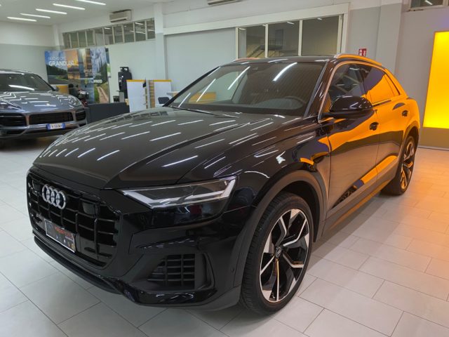 AUDI Q8 usata, con Airbag laterali