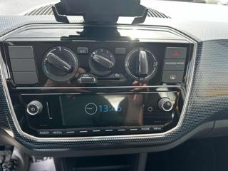 VOLKSWAGEN up! usata, con Sedile posteriore sdoppiato