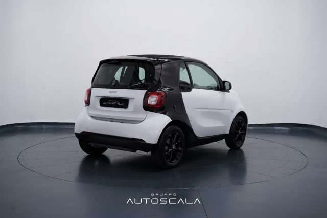 SMART ForTwo usata, con Autoradio
