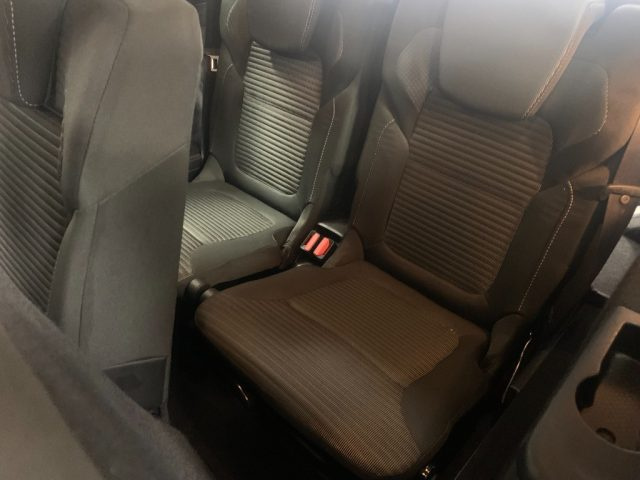 RENAULT Grand Scenic usata, con USB