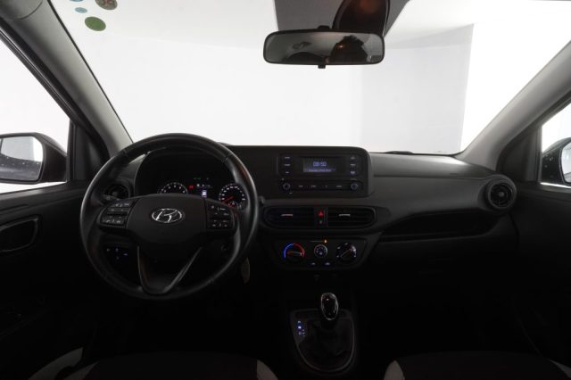 HYUNDAI i10 usata 10