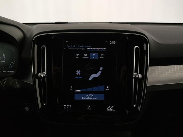 VOLVO XC40 usata, con USB