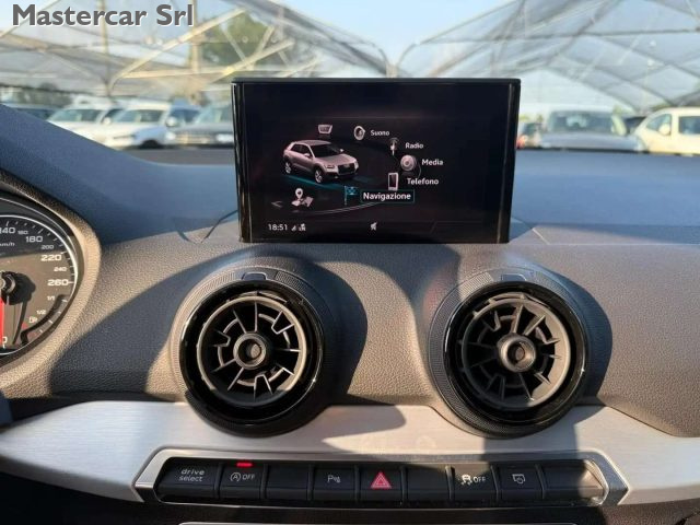 AUDI Q2 usata, con USB