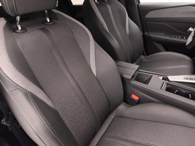 PEUGEOT 308 usata, con Sensori di parcheggio posteriori