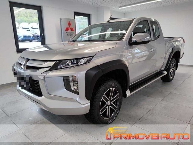 MITSUBISHI L200 usata, con Climatizzatore