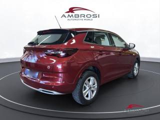 OPEL Grandland usata 2
