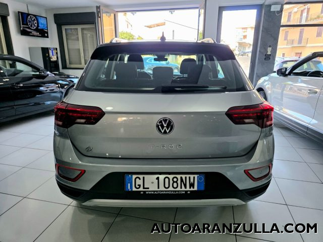 VOLKSWAGEN T-Roc usata, con Alzacristalli elettrici