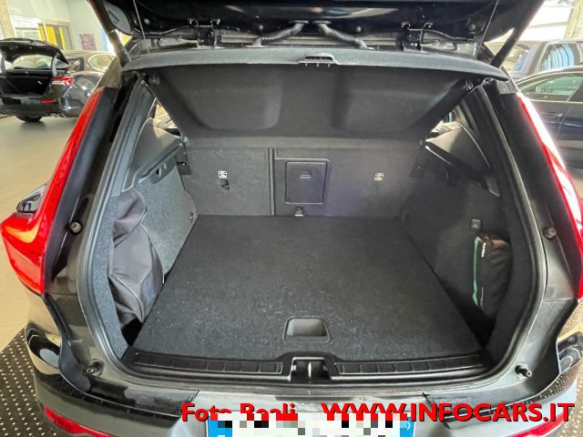 VOLVO XC40 usata, con Fari LED