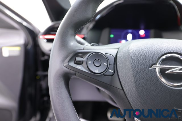 OPEL Corsa usata, con Volante in pelle