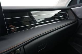 MG HS usata, con Fari LED