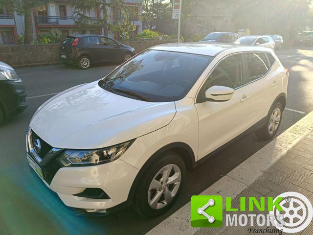 NISSAN Qashqai usata, con Schermo multifunzione interamente digitale