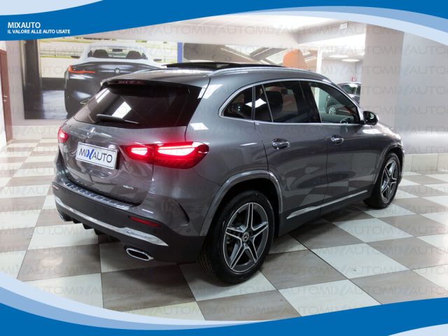 MERCEDES-BENZ GLA 200 usata, con Airbag