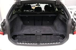 BMW 320 usata, con Telecamera per parcheggio assistito