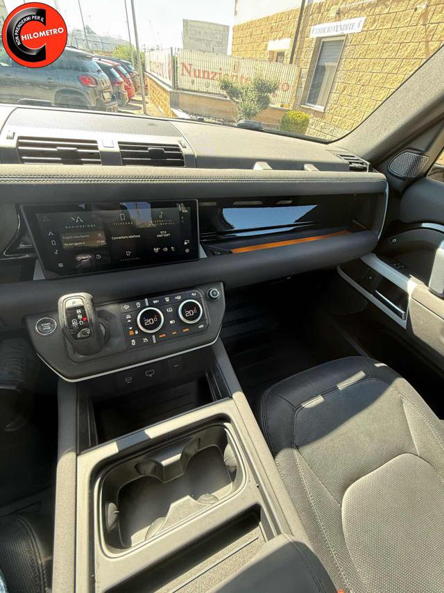 LAND ROVER Defender usata, con Climatizzatore