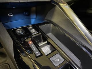 PEUGEOT 5008 usata, con USB
