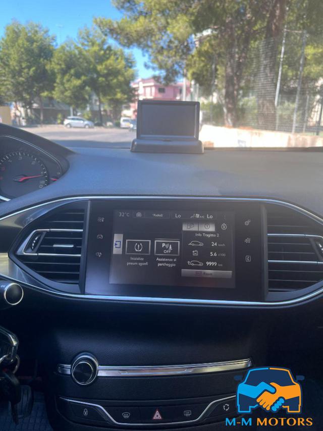 PEUGEOT 308 usata, con Regolazione elettrica sedili