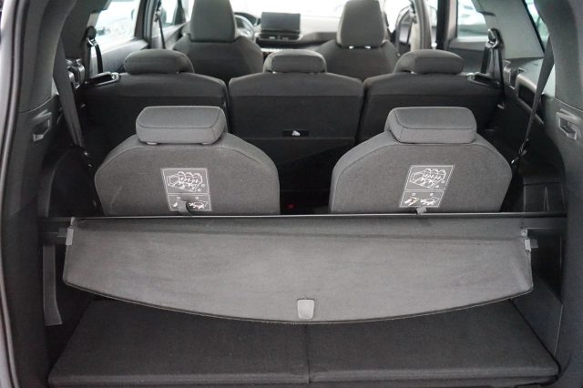 PEUGEOT 5008 usata, con Cerchi in lega