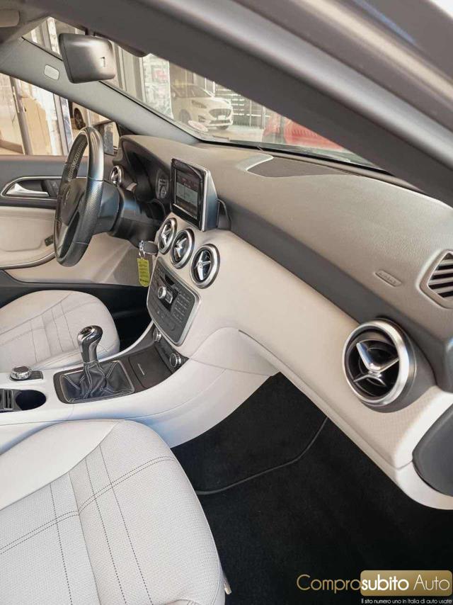 MERCEDES-BENZ A 180 usata 15