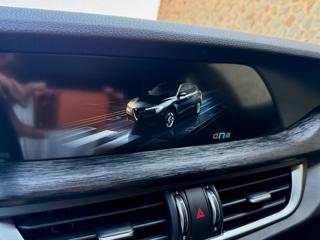 ALFA ROMEO Stelvio usata, con Telecamera per parcheggio assistito