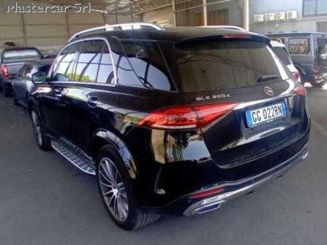 MERCEDES-BENZ GLE 300 usata, con Antifurto