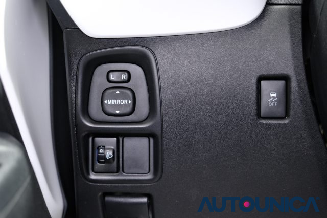 PEUGEOT 108 usata 26