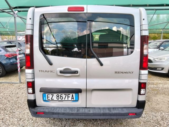 RENAULT Trafic usata, con Autoradio