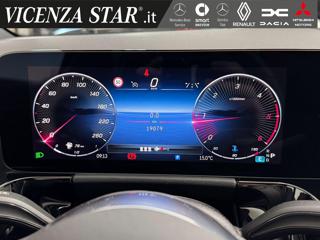 MERCEDES-BENZ GLA 180 usata, con Controllo automatico clima