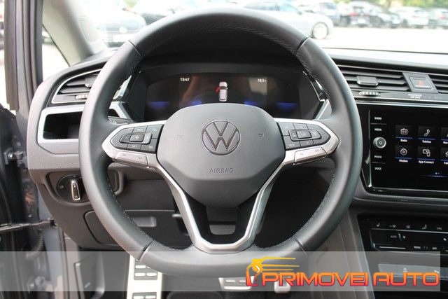 VOLKSWAGEN Touran usata, con Airbag