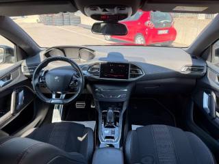PEUGEOT 308 usata, con Sistema di navigazione