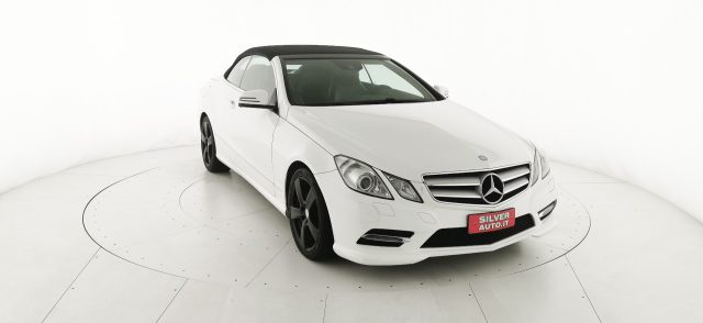 MERCEDES-BENZ E 220 usata 39