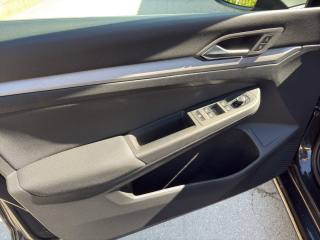 VOLKSWAGEN Golf Variant usata, con Autoradio digitale