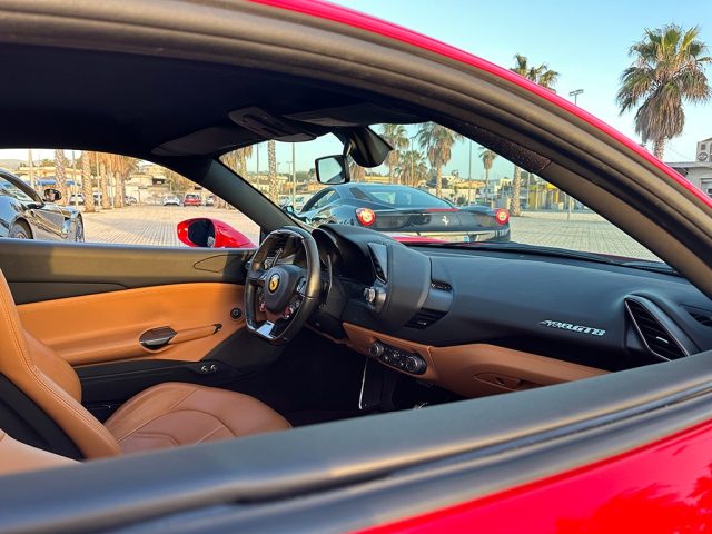 FERRARI 488 GTB usata, con Volante in pelle