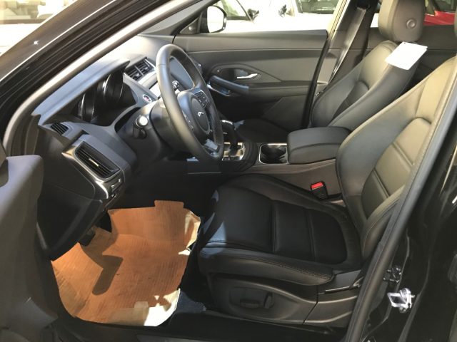 JAGUAR E-Pace usata, con Climatizzatore