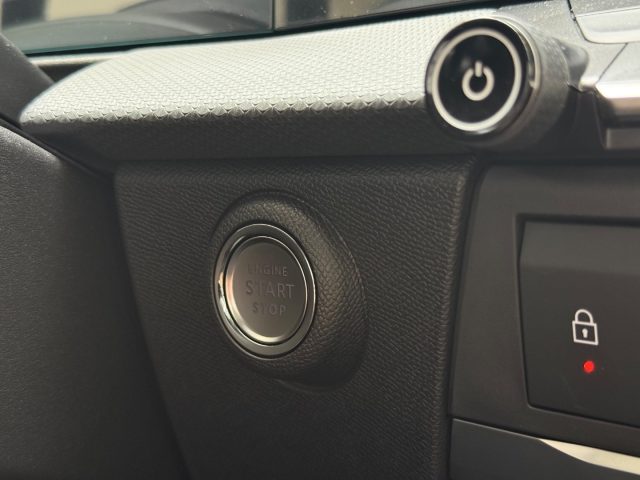 OPEL Astra usata, con Controllo vocale