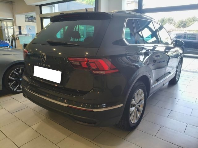 VOLKSWAGEN Tiguan usata, con Airbag Passeggero