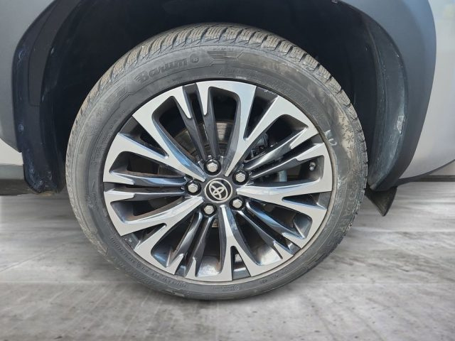 TOYOTA Yaris Cross usata, con Sistema di navigazione