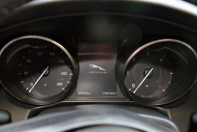 JAGUAR XF usata, con ESP