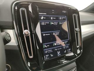 VOLVO XC40 usata, con Portellone posteriore elettrico