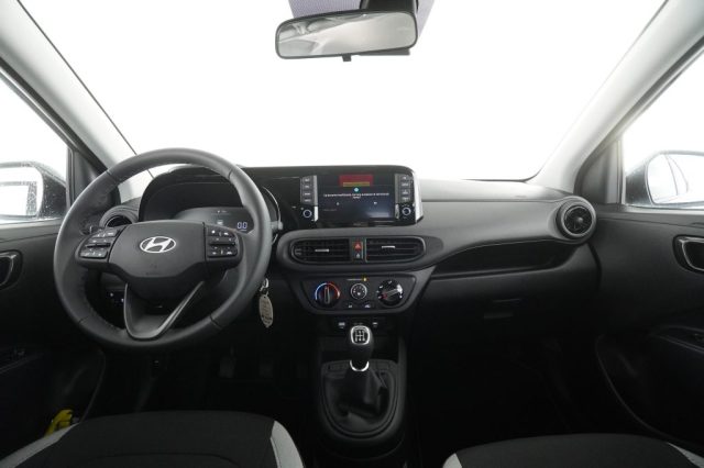 HYUNDAI i10 usata 10