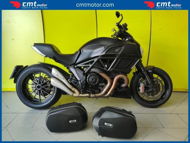 DUCATI Diavel usata 0
