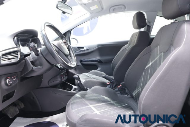 OPEL Corsa usata, con Autoradio digitale