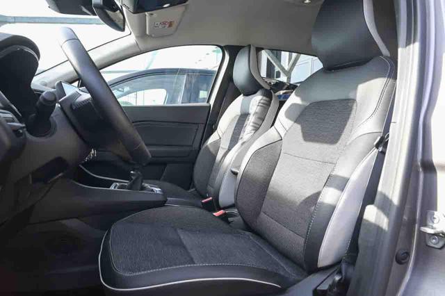 RENAULT Captur usata, con Controllo automatico clima