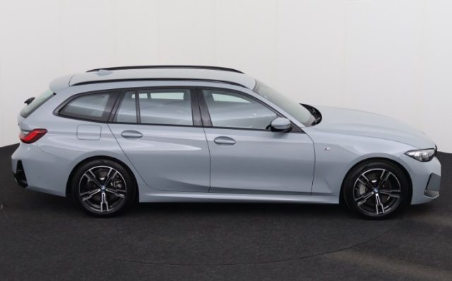 BMW 330 usata, con Alzacristalli elettrici