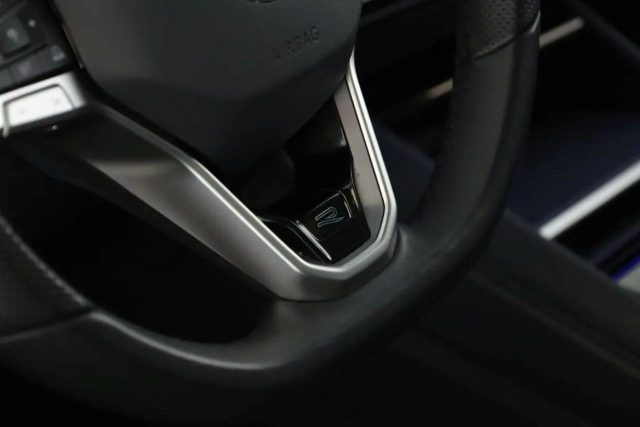 VOLKSWAGEN Tiguan usata, con Sedili riscaldati