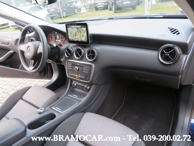 MERCEDES-BENZ GLA 180 usata, con Vivavoce