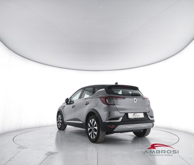 RENAULT Captur usata 3