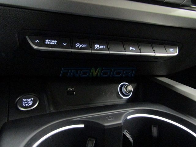 AUDI A4 usata, con Tettuccio apribile